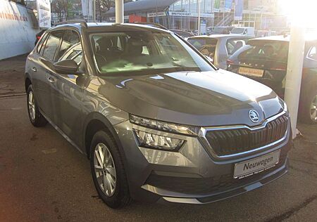 Skoda Kamiq 1.5TSI DSG SL/AHK/ALU/CAM/SmartLNavi/Shz/LED