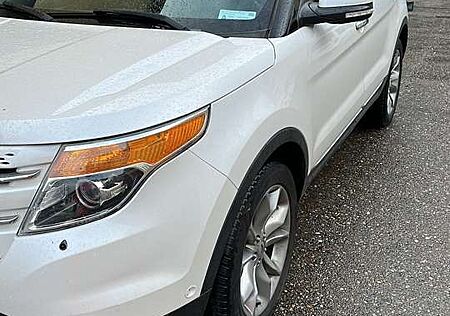 Ford Explorer Limited