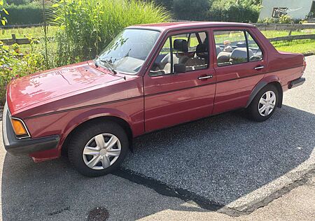 VW Jetta Volkswagen (C)