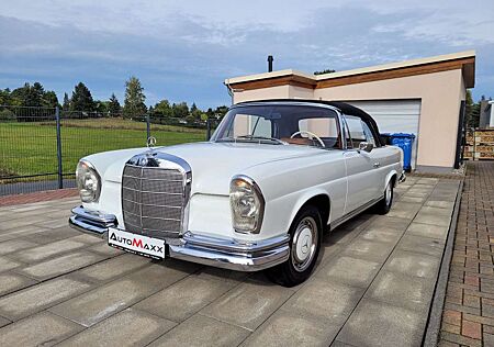 Mercedes-Benz 250 SE/C Cabrio