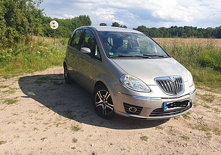 Lancia Musa 1.4 16v Platino