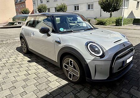 Mini Cooper SE Yours Trim ACC/HUD/Leather/LED/Sitzh