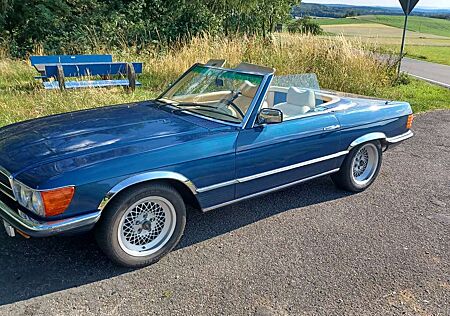 Mercedes-Benz SL 350 R107