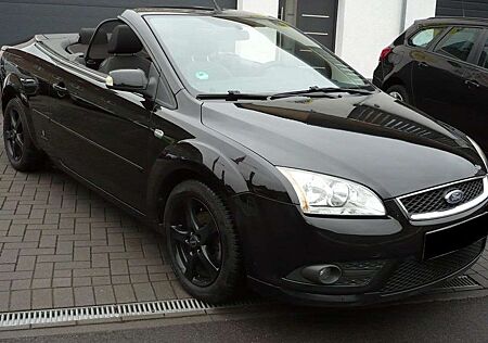 Ford Focus CC Focus Cabriolet 1.6 16V klima Navi Sitzheizung