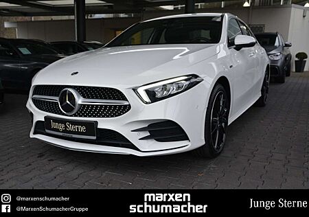 Mercedes-Benz A 250 e AMG Line Distro+MBUXHighEnd+HuD+360°+LED