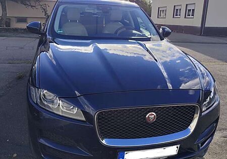 Jaguar F-Pace 25d AWD Aut. Prestige