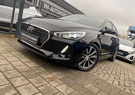 Hyundai i30 1.4 T-GDI*17"ALU*NAVI&R.KAMERA*LED HSW*Lenkrad&Shz