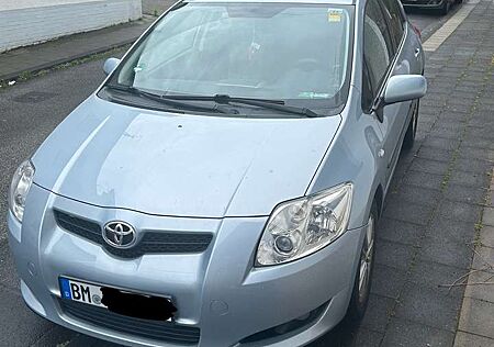 Toyota Auris 1.4 VVT-i