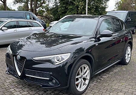 Alfa Romeo Stelvio Super Q4 Panorama TOP GEPFLEGT!
