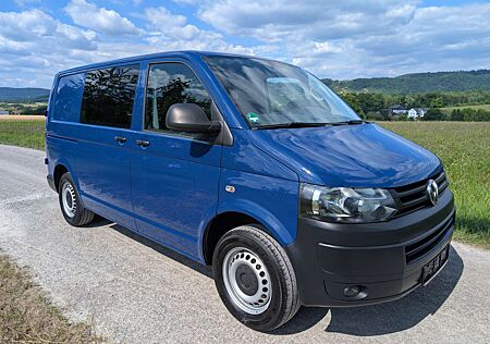 VW T5 Transporter Volkswagen 1. Hand, 140PS, Standheizung, PDC, TÜV 2027