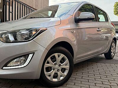 Hyundai i20 Trend 2.HD Klima Bluetooth Tüv Neu Garantie