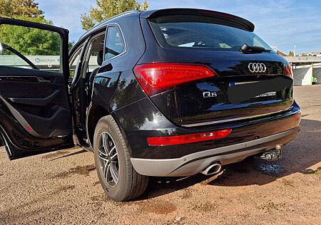 Audi Q5 2.0 TDI quattro (clean diesel) schwarz