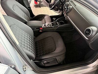Audi A3 2.0 TDI Limousine Attraction