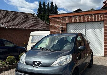 Peugeot 107 70 Petit Filou