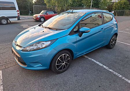 Ford Fiesta TÜV NEU SERVICE NEU SCHECKHEFT