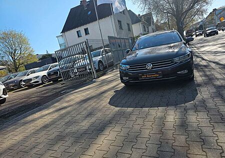 VW Passat Variant Volkswagen Business ,Autom,Navi,PDC,Kamira