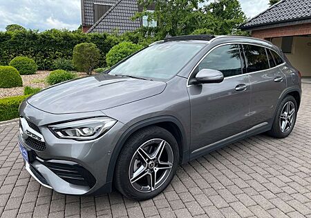 Mercedes-Benz GLA 250 4Matic AMG (( LED+Pano+Sound+Business ))