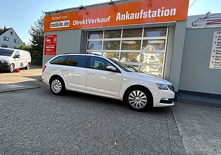 Skoda Octavia Combi Soleil 1.6 TDI+Navi+CarPlay+SHZ+BT