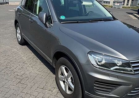 VW Touareg Volkswagen Diesel 3.0 V6 TDI Autom. Terrain Tech
