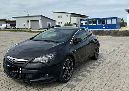 Opel Astra GTC 1.4 Turbo