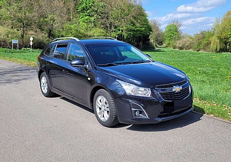 Chevrolet Cruze Station Wagon 1.7TD LT+