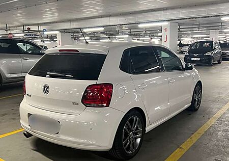 VW Polo Volkswagen 1.6 TDI Highline