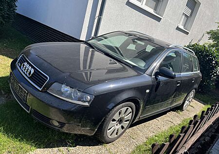 Audi A4 Avant 2.5 TDI multitronic s-line