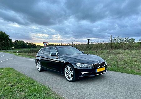 BMW 325d 325 Touring Aut. Luxury Line