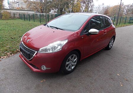 Peugeot 208 Blue-HDi ,org. 25000 km,Klima,