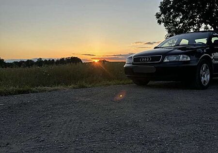 Audi A4 1.6