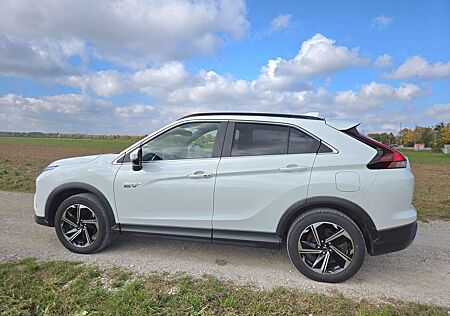 Mitsubishi Eclipse Cross Plug-In Hybrid 4WD Intro Edition