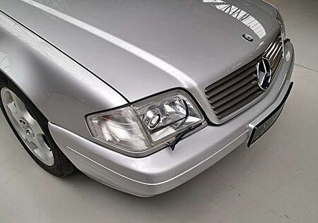 Mercedes-Benz 320