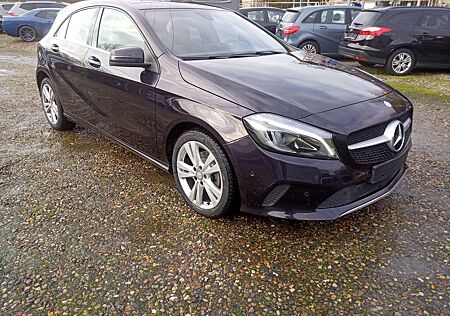 Mercedes-Benz A 180 A-Klasse, Automatic,Panoramadach,Tempomat,