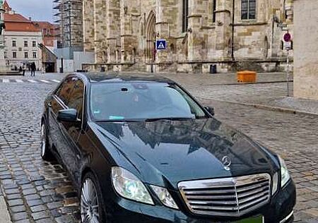 Mercedes-Benz E 350 CDI DPF BlueEFFICIENCY 7G-TRONIC