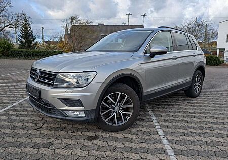 VW Tiguan Volkswagen 2.0 TDI SCR 4Motion (BlueMotion Tech) Comfortline