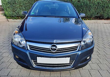 Opel Astra Fließheck 5-Türer 1.6 Selection