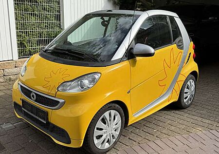 Smart ForTwo cabrio passion mhd faceli. Navi SitzHeiz. Blueto.