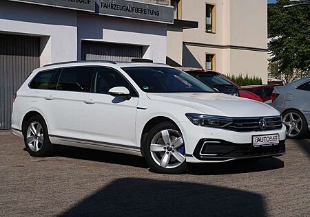 VW Passat Variant Volkswagen GTE *PANORAMA *LED *MASSAGE *AHK