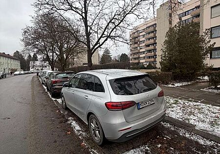 Mercedes-Benz B 200 d Sport auto
