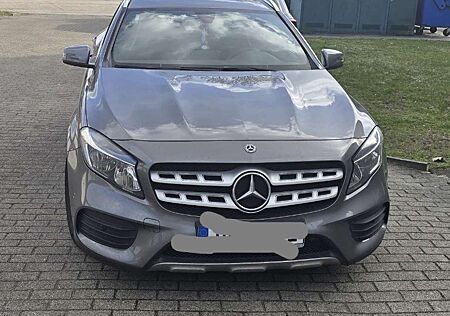 Mercedes-Benz GLA 220 CDI / d (156.903)