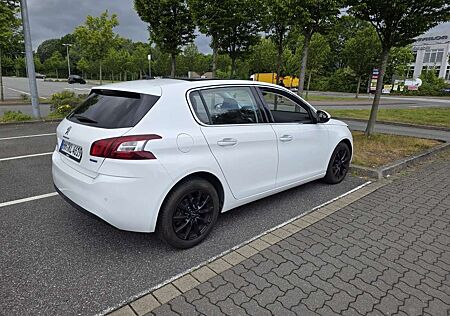 Peugeot 308 BlueHDi FAP 150 EAT6 Stop&Start Allure