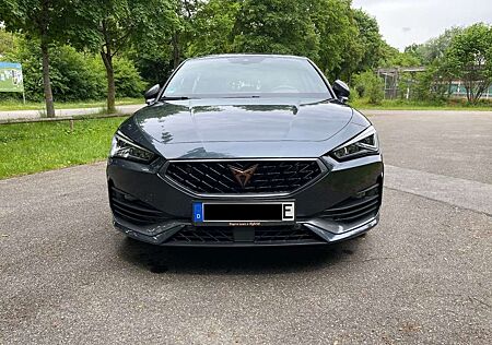 Cupra Leon +1.4+e-Hybrid+(110+kW+150 PS System)
