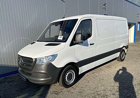 Mercedes-Benz Sprinter 211 LANG ANHÄNGERKUPPLUNG KLIMA 3-SITZE