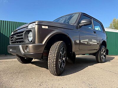Lada Urban NIVA LEGEND URBAN "PREMIUM PLUS"!  AET 2026