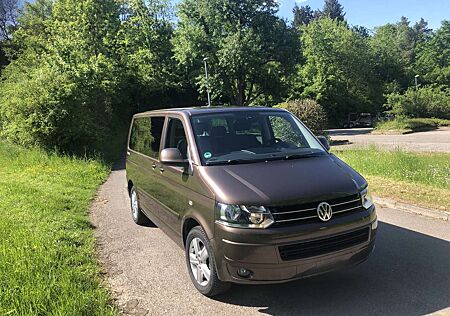 VW T5 Multivan Volkswagen Transporter T5 TDI Kurz DSG Team