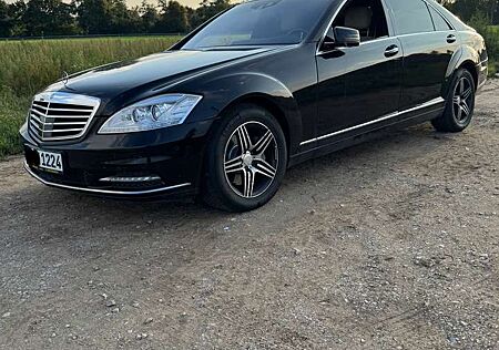 Mercedes-Benz S 250 CDI L (221.103)