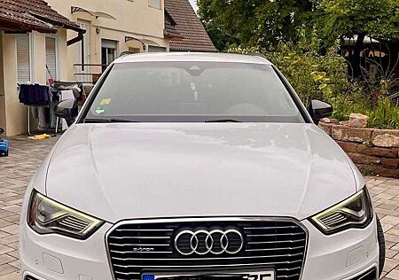 Audi A3 e-tron ambition