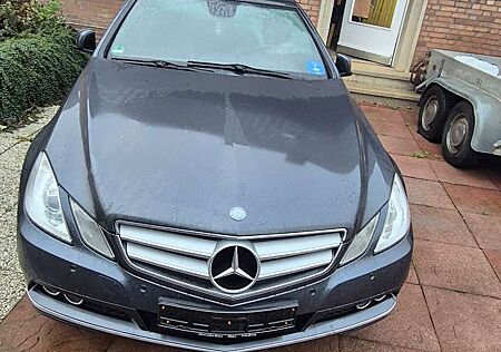 Mercedes-Benz E 250 CDI DPF Cabrio BlueEFFICIENCY Elegance