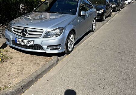 Mercedes-Benz C 200 (BlueEFFICIENCY) 7G-TRONIC Avantgarde