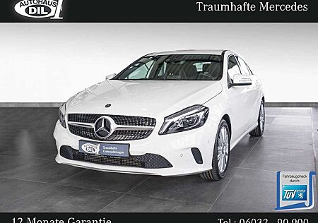 Mercedes-Benz A 180 7G-DCT *PDC*LED*2.HAND*